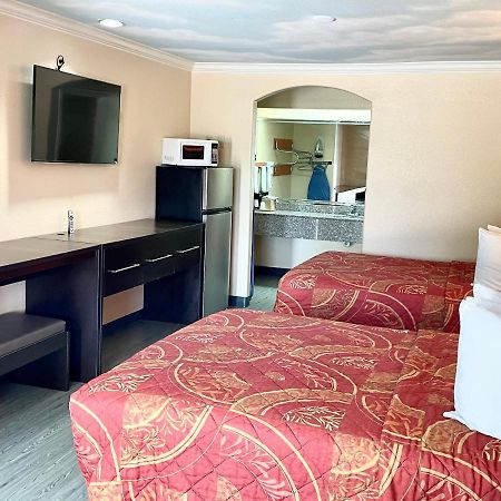 Luxury Inn Liberty Ngoại thất bức ảnh