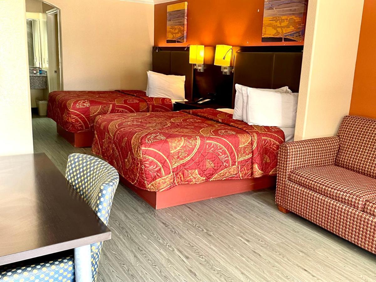 Luxury Inn Liberty Ngoại thất bức ảnh